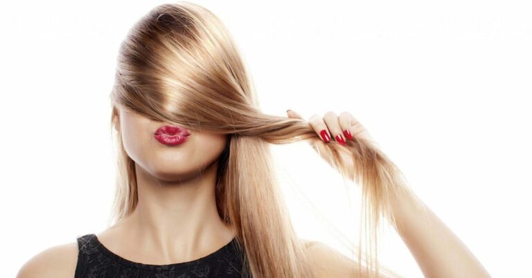 Comment lisser ses cheveux naturellement et facilement