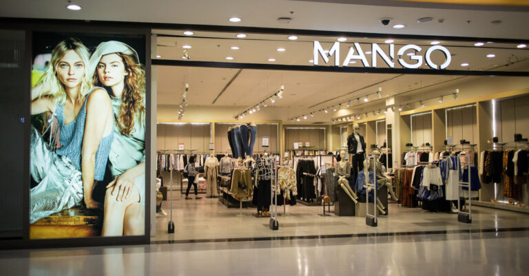 Mango : la tendance working girl est à l’honneur au printemps avec ces 3 magnifiques tailleurs à porter en toutes occasions