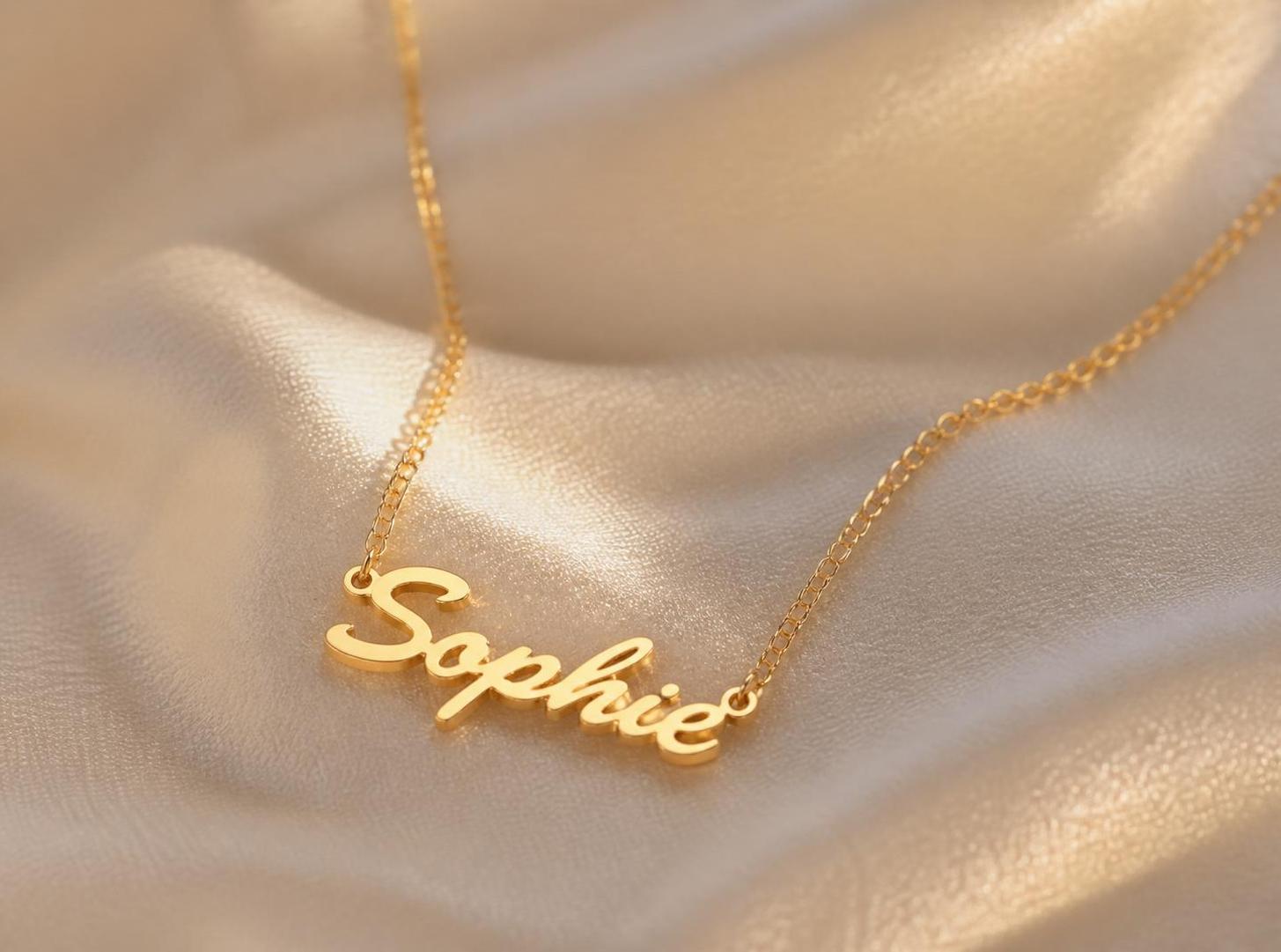 découvrez nos bijoux prénom uniques pour sublimer votre style avec une élégance personnalisée et un charme authentique. offrez-vous ou offrez un cadeau inoubliable.