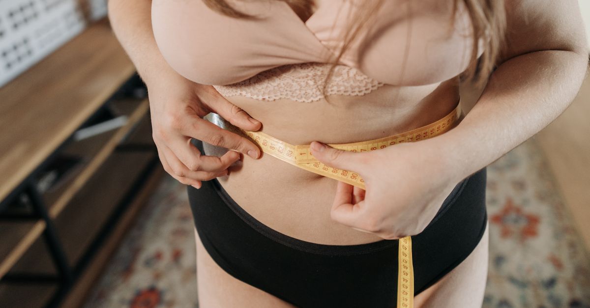 Gaine ventre plat : bonne idée ou fausse solution pour affiner la silhouette ?